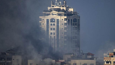 Filistin: Son 3 günde 8 hastane bombalandı