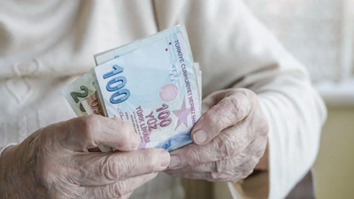 Emeklilerin maaş tarihleri değişti mi? Bakanlıktan açıklama geldi
