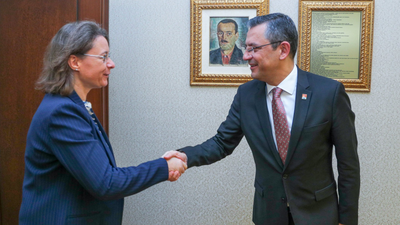 Özgür Özel, Fransa’nın Ankara Büyükelçisi ile görüştü