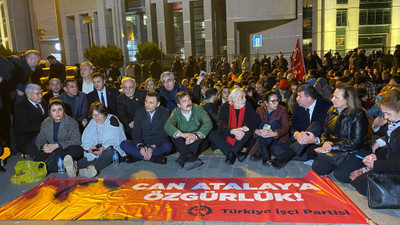 CHP'den TİP'in oturma eylemine destek