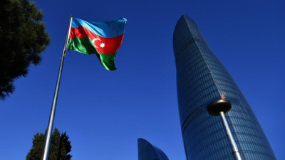 Azerbaycan'da cumhurbaşkanı seçimi için 2 aday ismi daha onaylandı