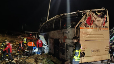 Mersin'de yolcu otobüsü devrildi: 9 ölü, çok sayıda yaralı