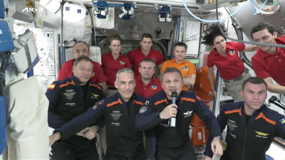 İlk Türk astronot Alper Gezeravcı'nın da yer aldığı Ax-3 ekibi istasyona giriş yaptı