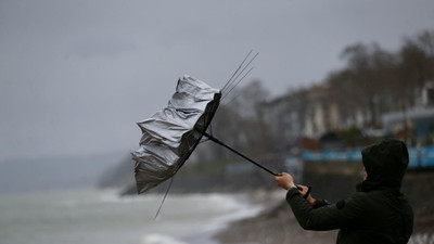 Meteoroloji ve valilikten İstanbul için fırtına uyarısı