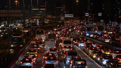 İstanbul'da trafik yoğunluğu yüzde 81'e çıktı