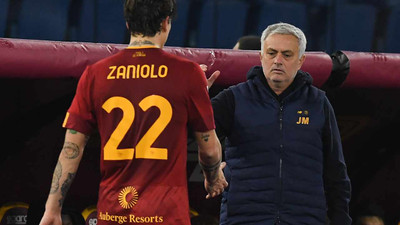 Nicolo Zaniolo'dan Jose Mourinho paylaşımı