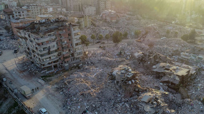 Depremde 97 kişiye mezar olan binanın AKP'li müteahhidi serbest