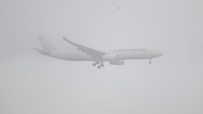 İstanbul ve Ankara'dan gelen THY uçakları sis nedeniyle Şırnak'a inemedi