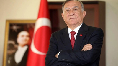 Seyhan Belediye Başkanı Mehmet Akif Akay CHP'den istifa etti