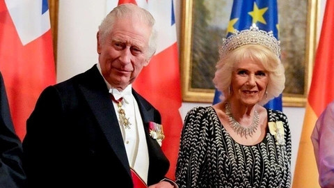 İngiltere Kralı III. Charles'ın Londra'daki taç giyme töreni başladı