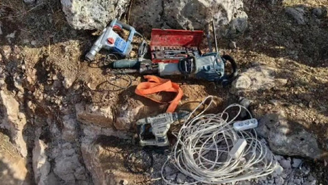 Çanakkale'de tarikata 'kaçak define' operasyonu