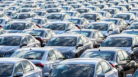 İkinci el otomobil fiyatlarında düşüş sürüyor