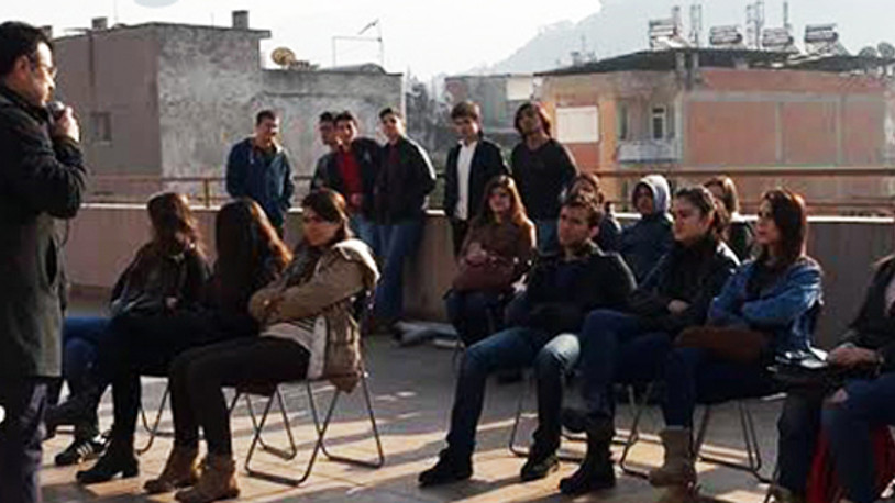 CHP'li başkan maaşını kız öğrencilere burs olarak verecek