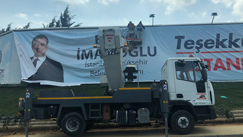 Ekrem İmamoğlu'ndan İstanbul’a teşekkür pankartları