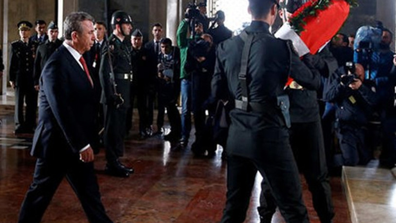 Mansur Yavaş Anıtkabir Özel Defteri'ne ne yazdı?