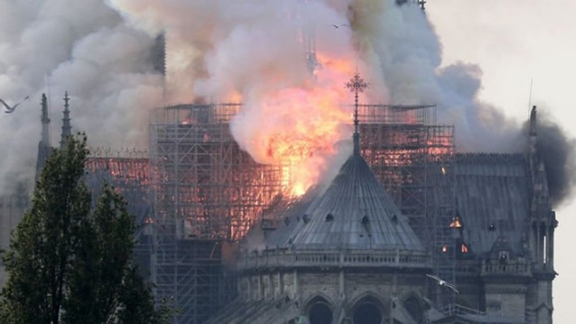 Notre Dame Katedrali için dünya bir ağızdan: Acınız acımızdır