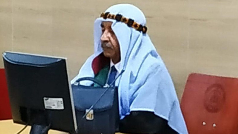 Gaziantep’de avukatttan ilginç 'mini etek' protestosu