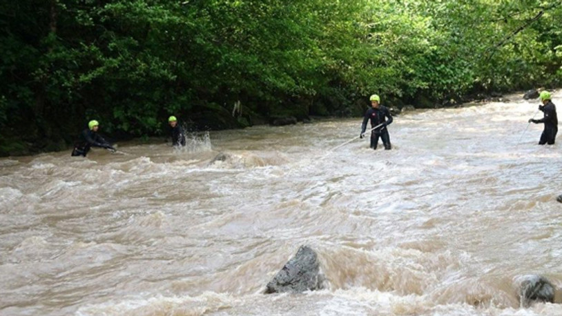 310 kişilik ekip, kayıp 3 kişiyi arıyor