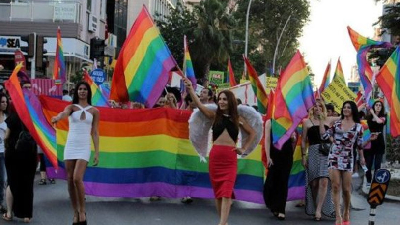 LGBT yürüyüşüne valilikten yasak