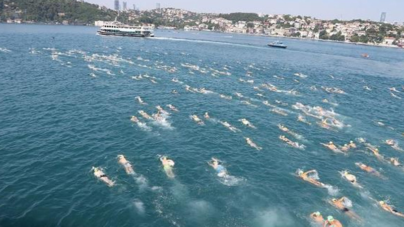 İstanbul Boğazı gemi geçişlerine kapatıldı