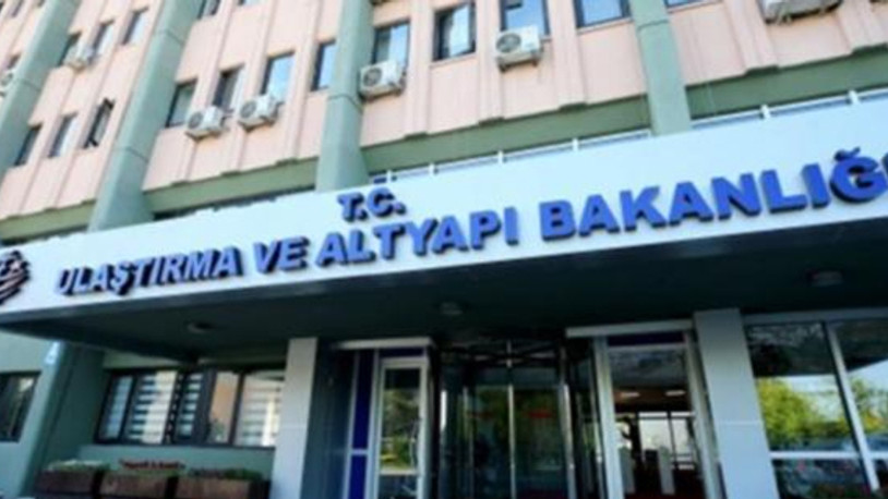Ulaştırma ve Altyapı Bakanlığı’nda bürokratlara çifte maaş