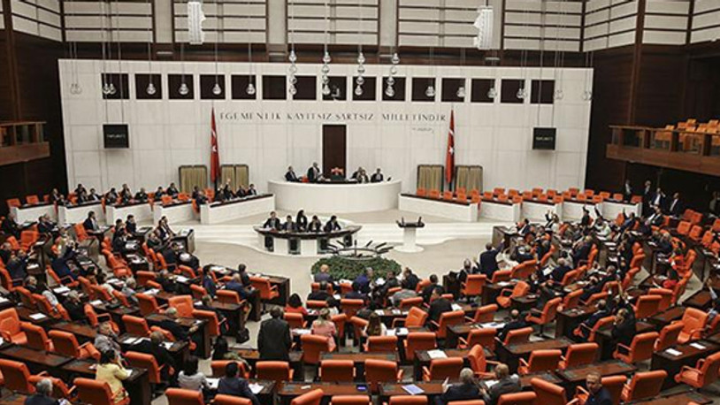 AKP, yargı paket taslağını CHP'ye sundu