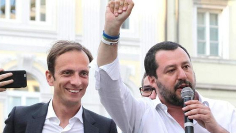 Aşı karşıtı siyasetçi suçiçeğinden hastaneye kaldırıldı