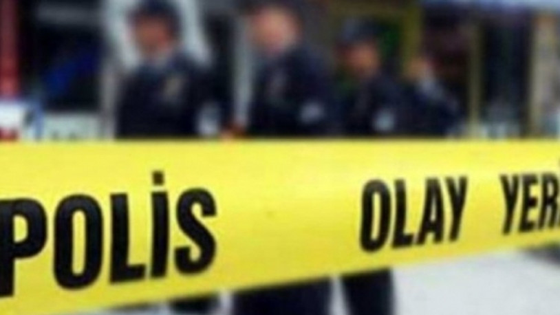 Eniştesini boğazından ve göğsünden bıçaklayarak öldürdü