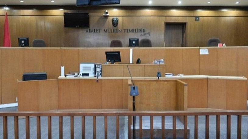 FETÖ duruşmasında ses kaydı alan gazeteciye gözaltı