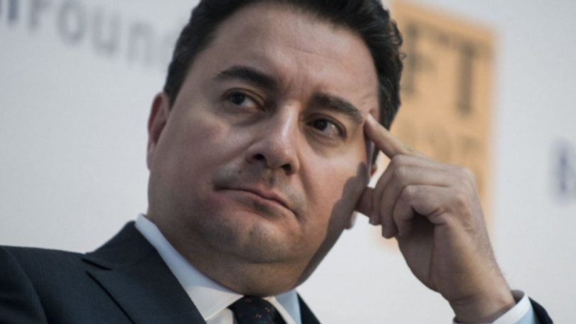 'Babacan ekibiyle birlikte DP'ye geçme seçeneğini de değerlendiriyor'