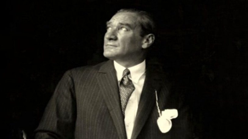 Türkiye, Ulu Önder Mustafa Kemal Atatürk'ü anıyor
