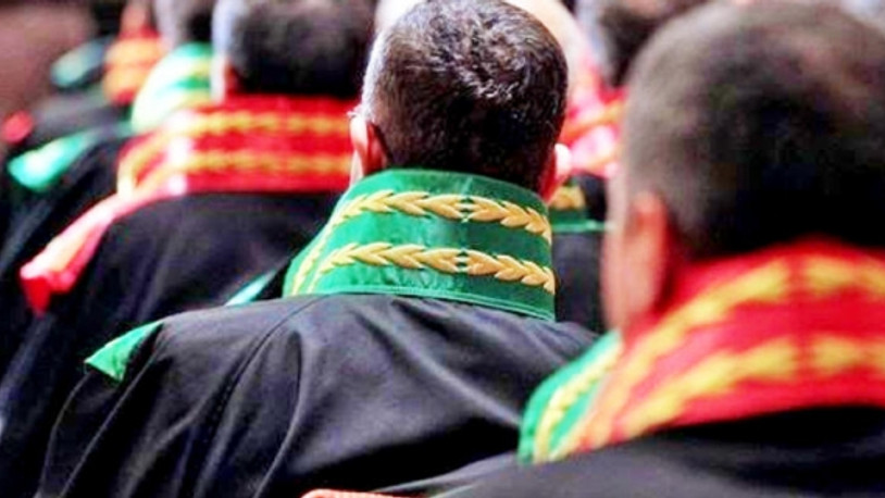 FETÖ ile mücadaleye FETÖ'cü hakim: Bylock'tan açığa alınan savcı ve hakimlerin tam listesi...