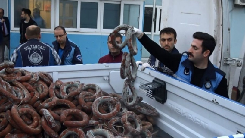 Küflenmiş sucuklarla yakalanan kişiye verilen ceza belli oldu