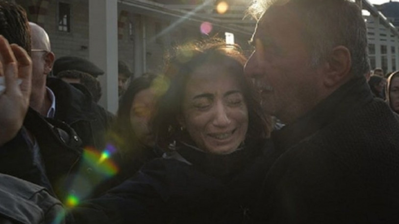 Mert Alpaslan son yolculuğuna uğurlandı