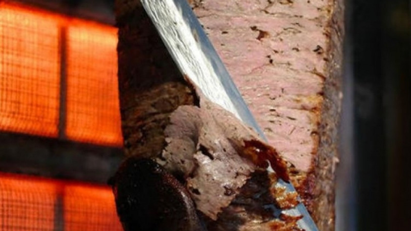 Dönerde 'çamaşır suyu' iddiasına büfeciler tepki gösterdi