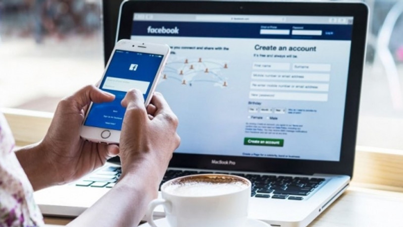 Facebook, WhatsApp reklamlarında geri adım attı