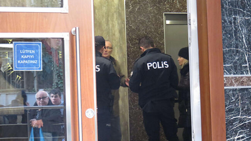 Kadıköye'de apartman boşluğuna düşen işçi öldü