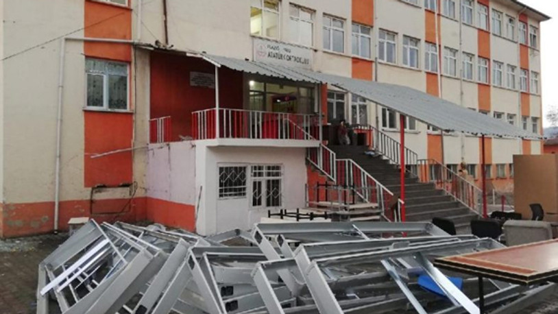 Elazığ’da okulların açılması ertelendi