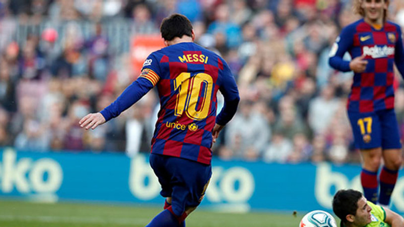 Barcelonalı futbolculardan flaş koronavirüs kararı