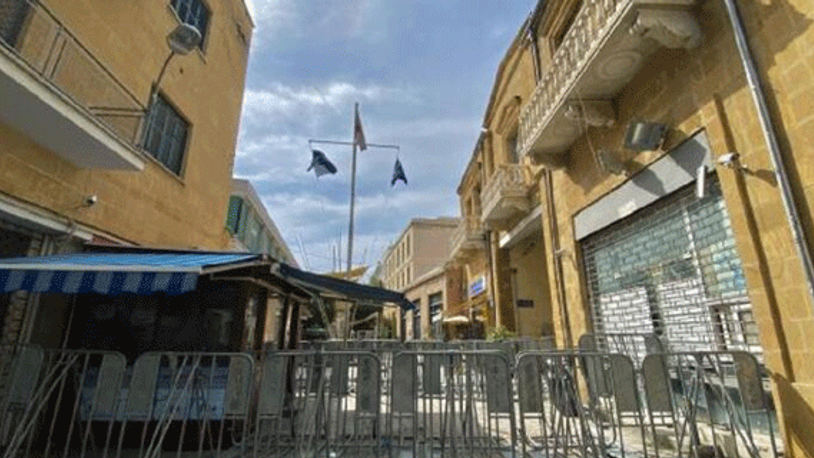 Kıbrıs Rum yönetimi tüm sınır kapılarını kapattı