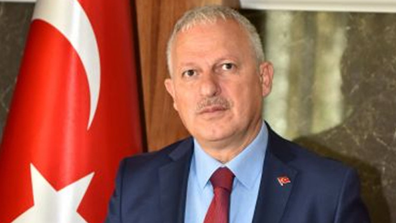 Rektör koronavirüs şüphesi ile kendini karantinaya aldı