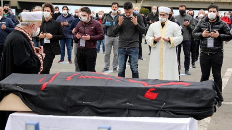 Haydar Baş'ın tabutunun üstündeki siyah örtünün anlamı ne?