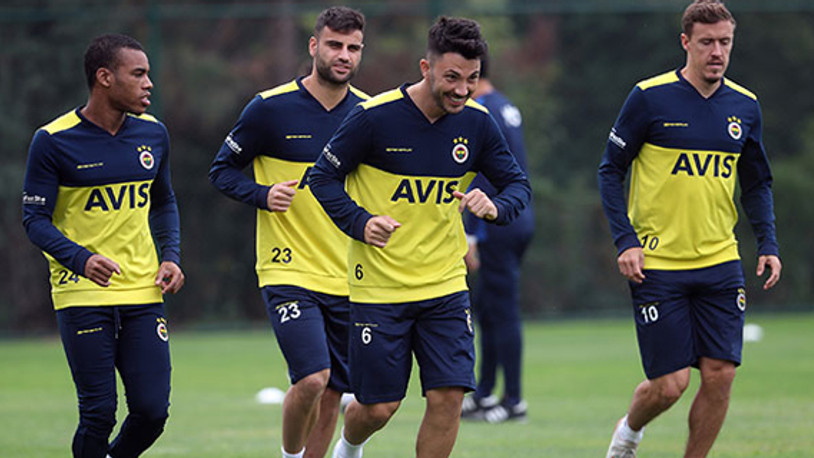 Koronavirüs arası sonrası ilk antrenmanı Fenerbahçe yapıyor