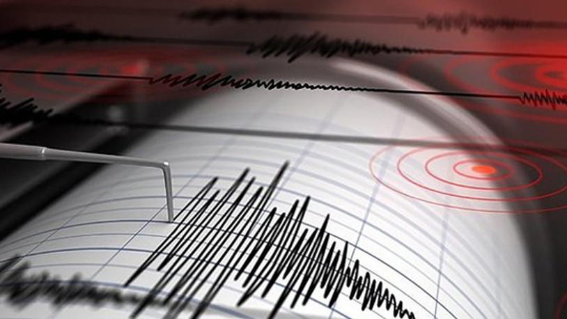 İzmir'de peş peşe korkutan depremler