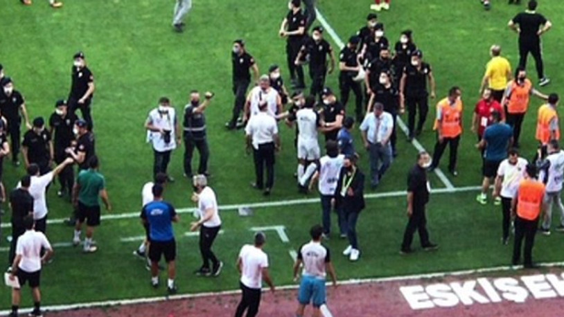 Yarım asırlık çınar inanılmaz bir maçla küme düştü