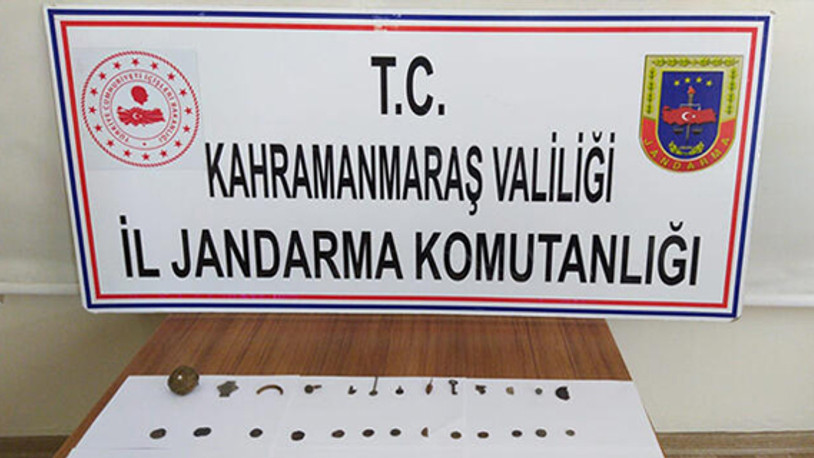 2 bin yıllık eserlere alıcı ararken jandarmaya yakalandı