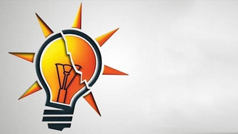 AKP'de flaş istifa...