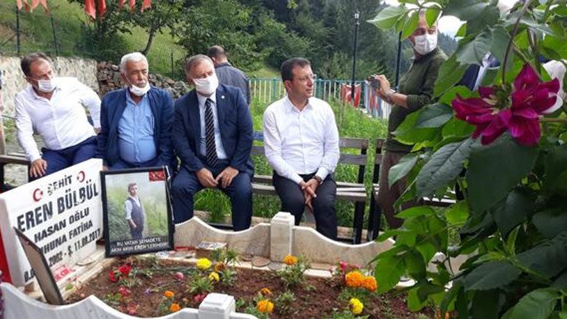 İmamoğlu'ndan Eren Bülbül'ün mezarına ziyaret