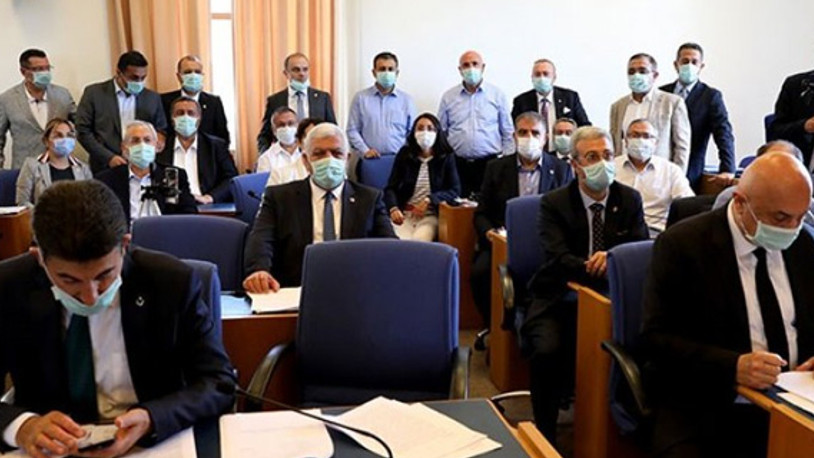 Muhalefetten sosyal medya düzenlemesine şerh