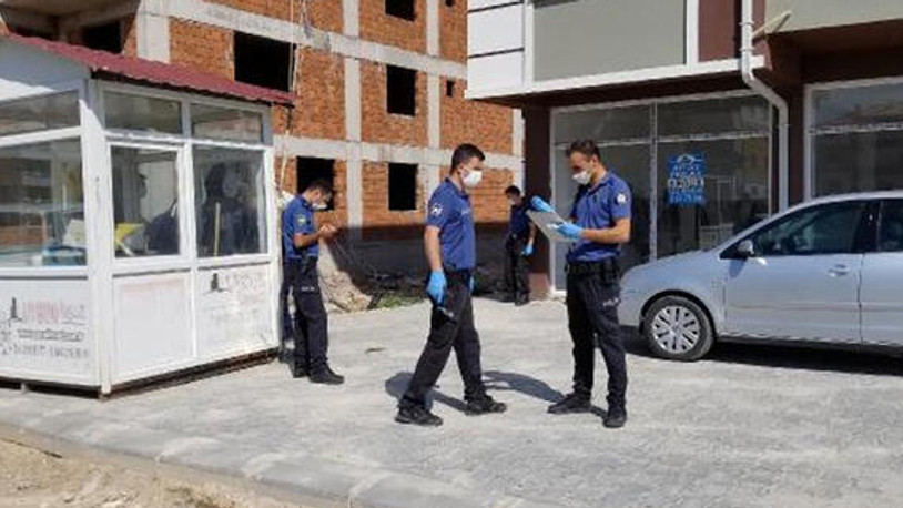 Erkek hemşire evinde ölü bulundu